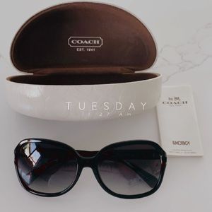 Coach Black Sun glasses Black 500211